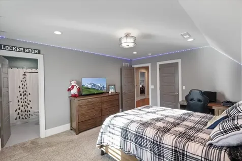 90 Pikes Peak Way Bowling Green KY 42104