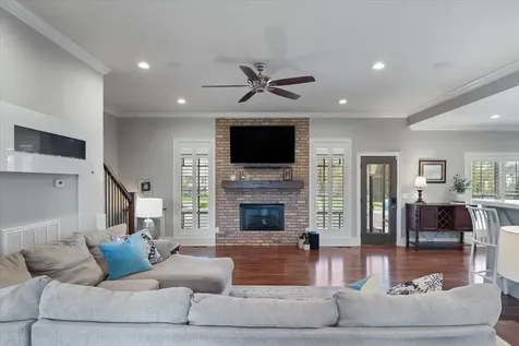 90 Pikes Peak Way Bowling Green KY 42104
