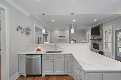 90 Pikes Peak Way Bowling Green KY 42104