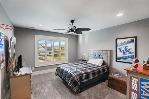 90 Pikes Peak Way Bowling Green KY 42104