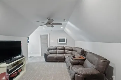 90 Pikes Peak Way Bowling Green KY 42104