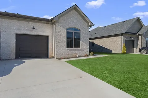 584 Cumberland Pointe Lane Bowling Green KY 42104