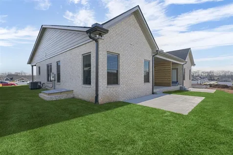 584 Cumberland Pointe Lane Bowling Green KY 42104