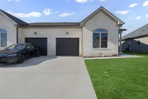 584 Cumberland Pointe Lane Bowling Green KY 42104