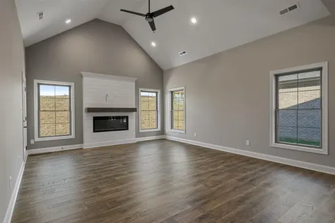 584 Cumberland Pointe Lane Bowling Green KY 42104