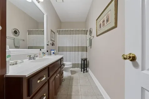 1401 Apollo Court Bowling Green KY 42104