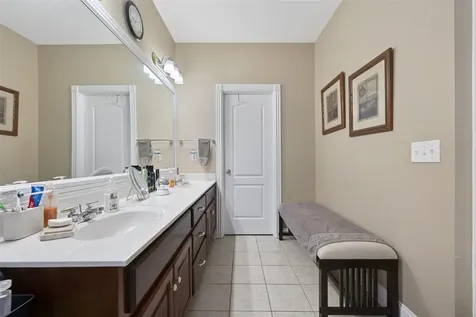 1401 Apollo Court Bowling Green KY 42104