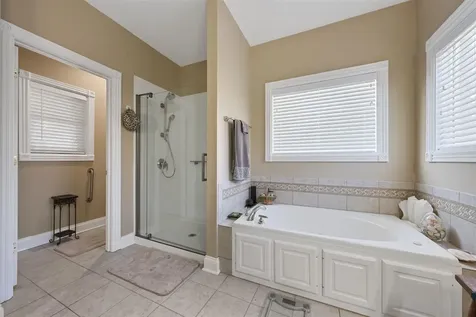 1401 Apollo Court Bowling Green KY 42104