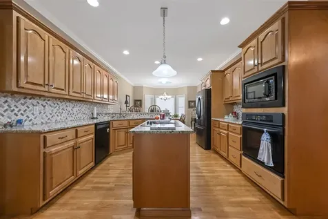 1401 Apollo Court Bowling Green KY 42104