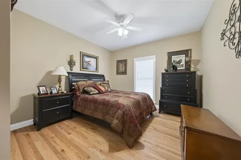 1401 Apollo Court Bowling Green KY 42104