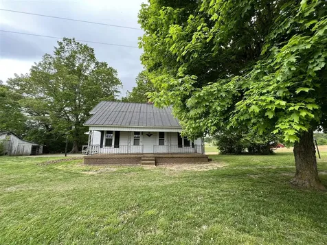333 Smith Road Adairville KY 42202