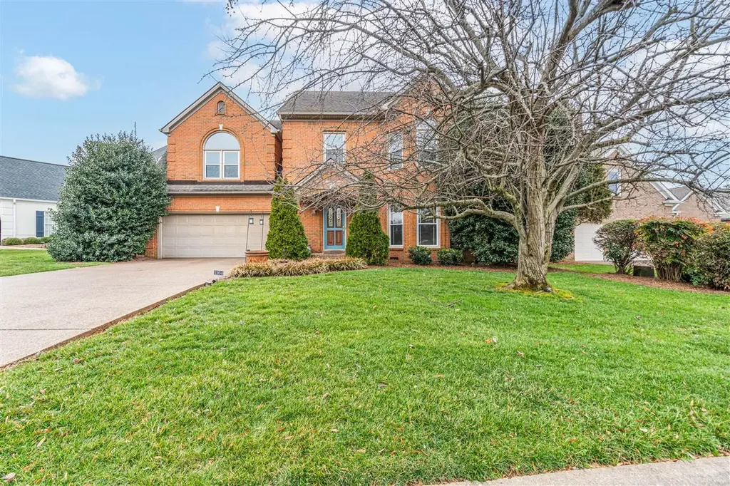 1104 St Andrews Circle Bowling Green KY 42103