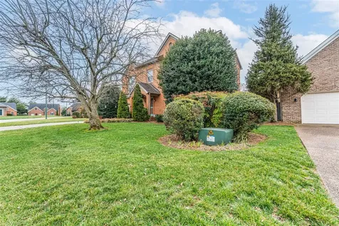 1104 St Andrews Circle Bowling Green KY 42103