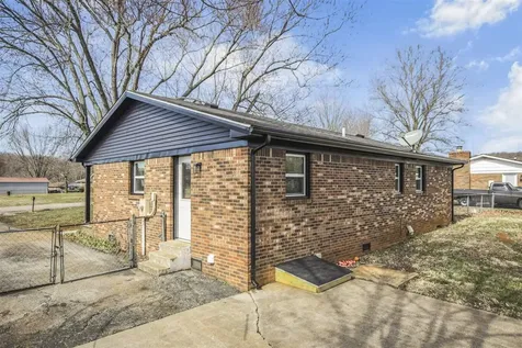 1100 Witt Road Bowling Green KY 42101