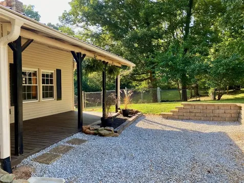191 Evans Road Woodburn KY 42170
