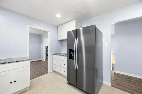 1718 Erin Way Bowling Green KY 42104