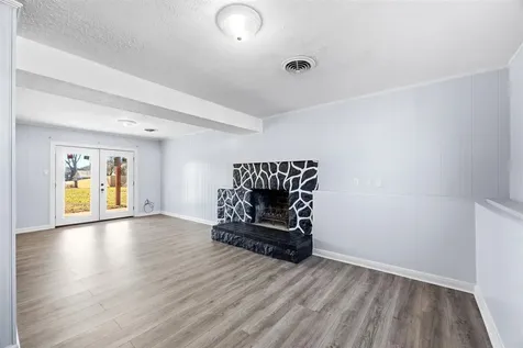 1718 Erin Way Bowling Green KY 42104