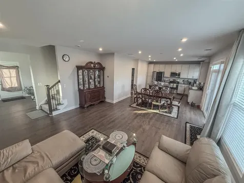 721 Kobus Street Bowling Green KY 42104