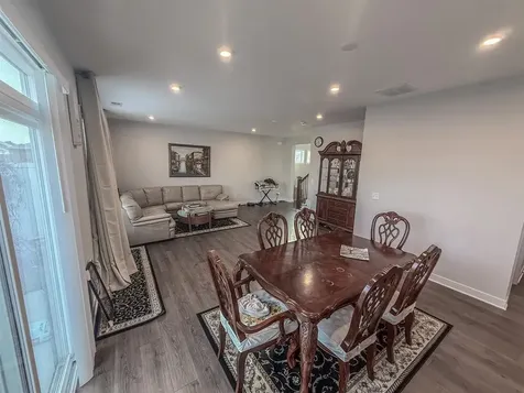 721 Kobus Street Bowling Green KY 42104
