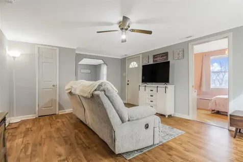 4295 Belle Rive Circle Bowling Green KY 42101
