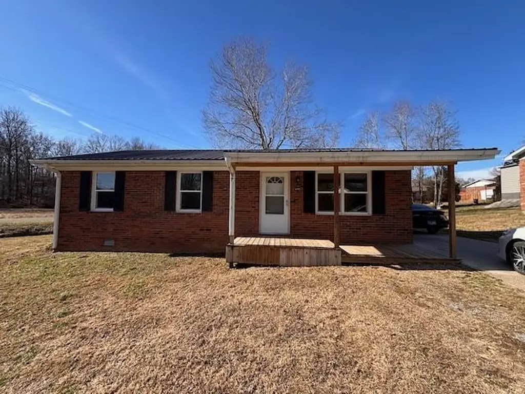 672 Joyce Avenue Greenville KY 42345