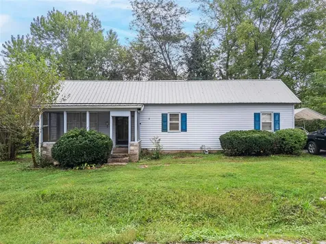 233 E Gallatin Street Adairville KY 42202