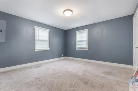 233 E Gallatin Street Adairville KY 42202
