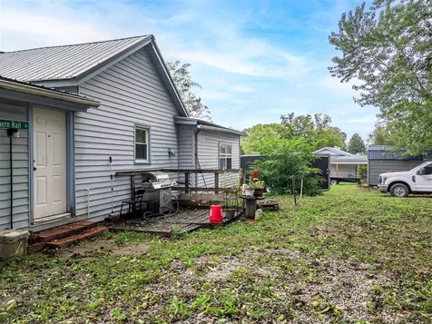233 E Gallatin Street Adairville KY 42202