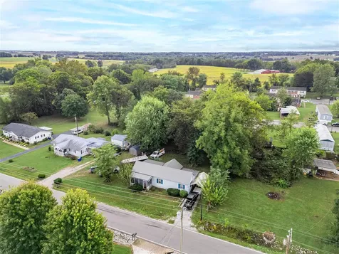 233 E Gallatin Street Adairville KY 42202