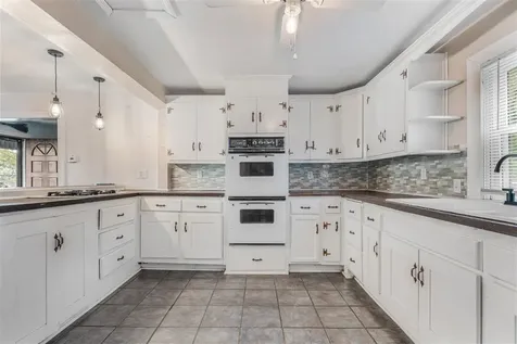 233 E Gallatin Street Adairville KY 42202