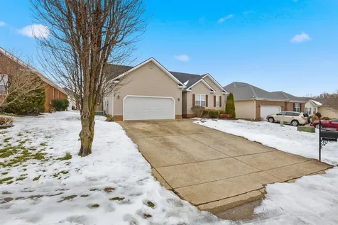 3447 Cave Springs Avenue Bowling Green KY 42104