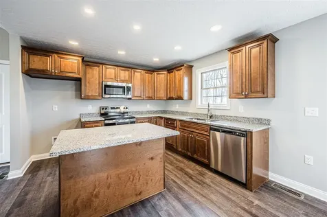 12649 Old Bowling Green Road Smiths Grove KY 42171