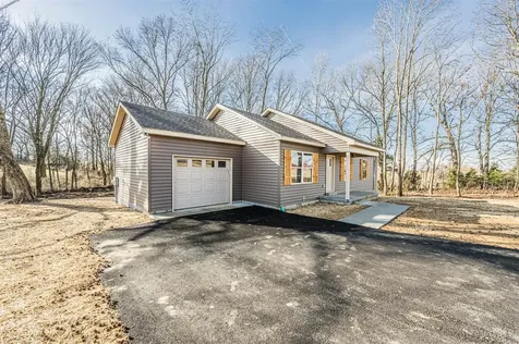 12649 Old Bowling Green Road Smiths Grove KY 42171
