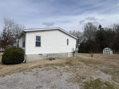 10 Holly Drive Scottsville KY 42164