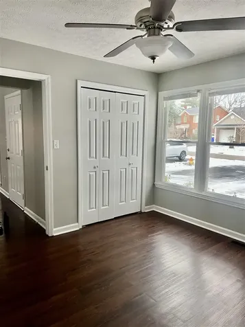 1635 Pleasant Way Bowling Green KY 42104