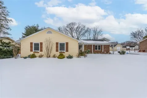 2425 Heather Drive Bowling Green KY 42104