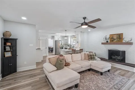 2425 Heather Drive Bowling Green KY 42104