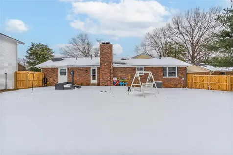 2425 Heather Drive Bowling Green KY 42104