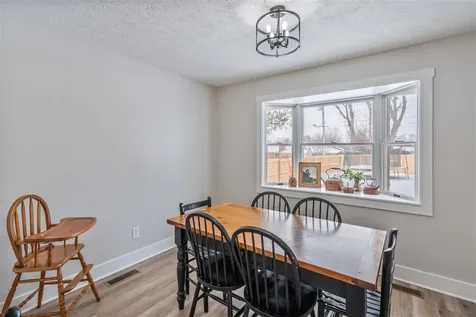 2425 Heather Drive Bowling Green KY 42104