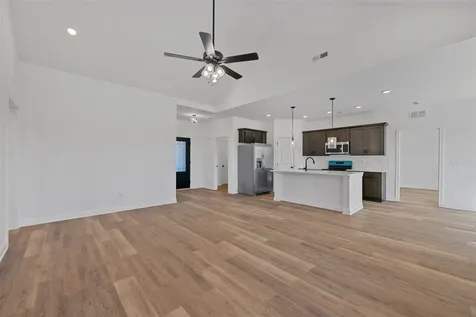 8740 Merrill Circle Bowling Green KY 42104
