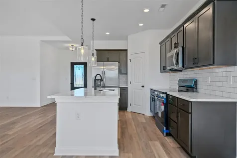 8740 Merrill Circle Bowling Green KY 42104