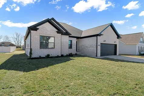 8758 Stuart Farm Avenue Bowling Green KY 42104