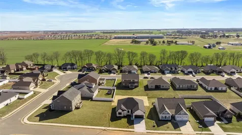 8758 Stuart Farm Avenue Bowling Green KY 42104