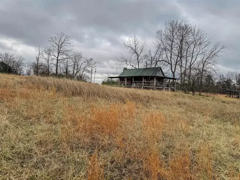 7942 Priceville Road Munfordville KY 42722