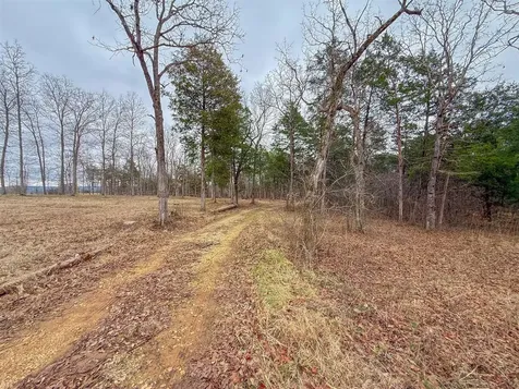 7942 Priceville Road Munfordville KY 42722