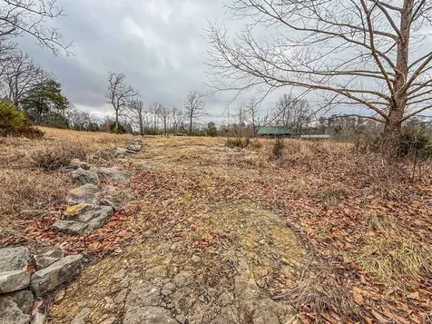 7942 Priceville Road Munfordville KY 42722