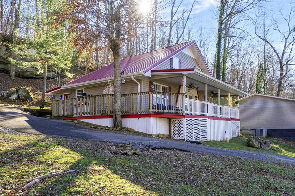 419 Jackie Dukes Drive Lewisburg KY 42256