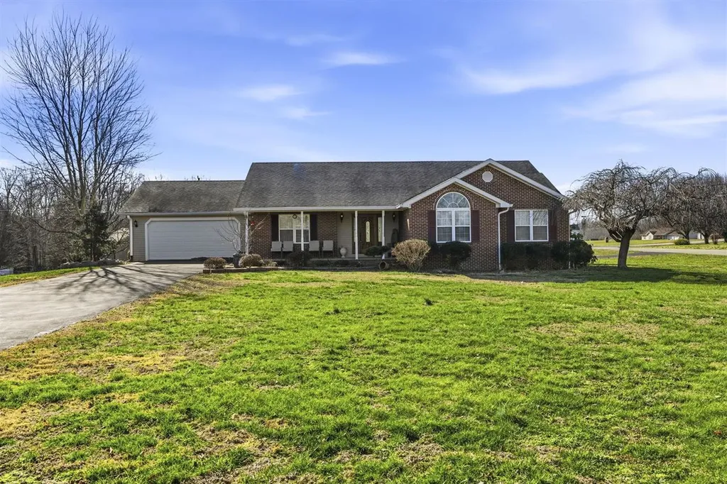 869 Haywood Cedar Grove Road Glasgow KY 42141