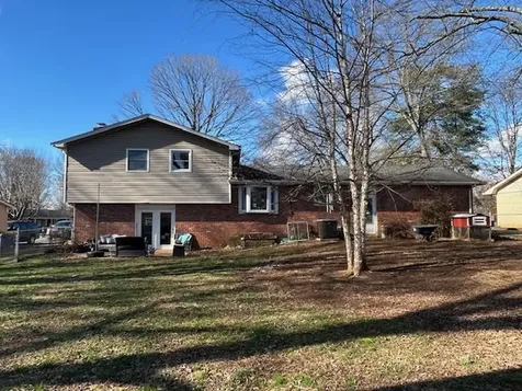 2756 Cheyenne Drive Bowling Green KY 42104
