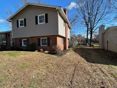 2756 Cheyenne Drive Bowling Green KY 42104